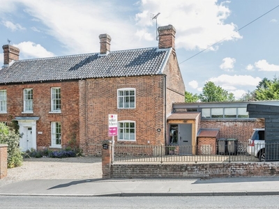 Smallburgh Hill, Norwich - 4 bedroom cottage