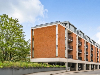 1 Bed Flat/Apartment For Sale in City centre, Oxford, OX1 - 5123834