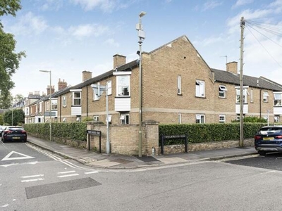 1 Bedroom Apartment For Sale In Marlborough Road, Oxford