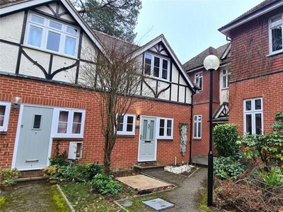 1 Bedroom End Of Terrace House For Sale In Camberley, Surrey