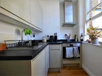 1 Bedroom Flat For Rent In Chalk Farm