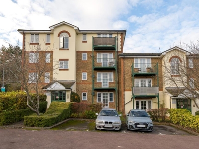 2 Bed Flat/Apartment For Sale in High Wycombe, Buckinghamshire, HP11 - 5253449