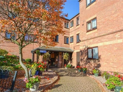 2 Bedroom Apartment For Sale In Smethwick, West Midlands