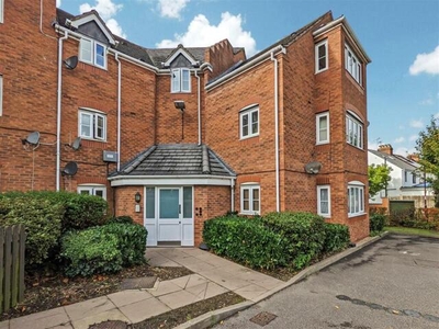 2 Bedroom Apartment For Sale In Stoke Green