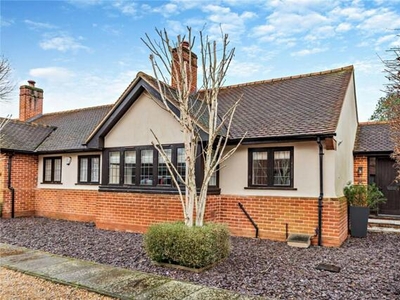 2 Bedroom Bungalow For Sale In Reading, Hampshire
