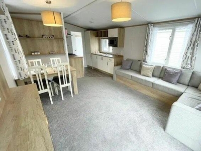 2 Bedroom Caravan For Sale In Crantock