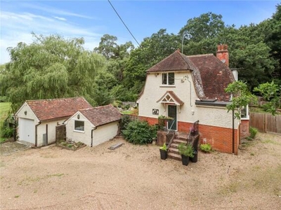 2 Bedroom Detached House For Sale In Lewes, East Sussex
