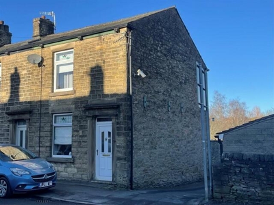 2 Bedroom End Of Terrace House For Sale In Hayfield