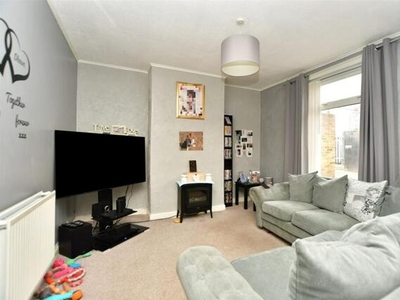 2 Bedroom End Of Terrace House For Sale In Sheerness