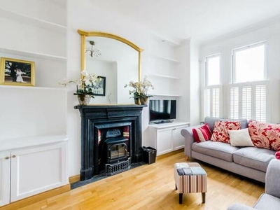 2 Bedroom Flat For Rent In Sands End, London