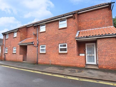 2 Bedroom Flat For Sale In Hessle, East Riding Of Yorkshire