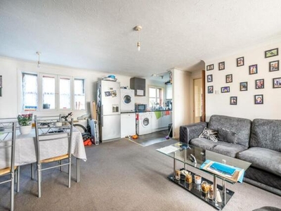 2 Bedroom Flat For Sale In Manor Park, London