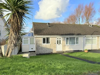 2 Bedroom Semi-detached Bungalow For Sale In Tretherras