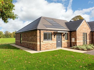 2 Bedroom Semi-detached Bungalow For Sale In York, Yorkshire