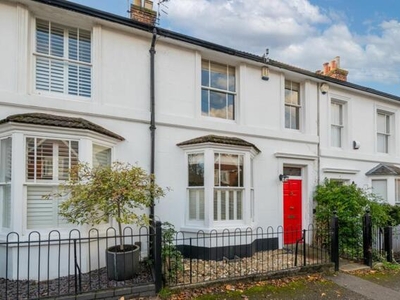 2 Bedroom Terraced House For Sale In Reigate
