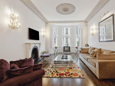 3 Bedroom Apartment For Rent In
High Street Kensington