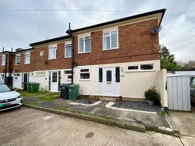 3 Bedroom End Of Terrace House For Sale In Polegate, East Sussex