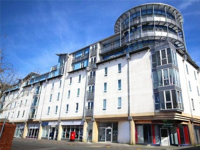 3 Bedroom Penthouse For Rent In Swindon, Wiltshire