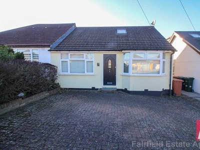 3 bedroom semi-detached bungalow for sale Watford, WD19 5HD