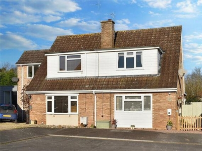 3 Bedroom Semi-detached House For Sale In Callow End, Worcester