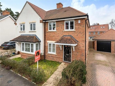 3 Bedroom Semi-detached House For Sale In Crowthorne, Berkshire