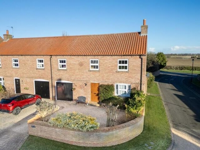 3 Bedroom Semi-detached House For Sale In Long Marston