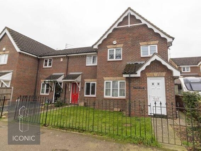 3 Bedroom Semi-detached House For Sale In Old Costessey