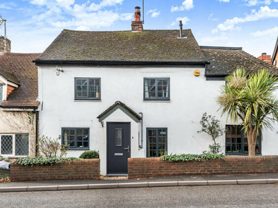 3 Bedroom Semi-detached House For Sale In Winchester, Hampshire