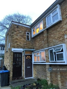 3 Bedroom Terraced House For Rent In Surbiton