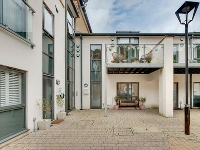 3 Bedroom Terraced House For Sale In Axwell Park, Blaydon-on-tyne