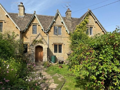 3 Bedroom Terraced House For Sale In Tetbury