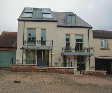 3 Bedroom Town House For Sale In Lawley Village, Telford