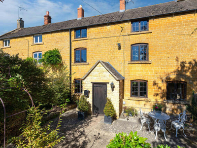 4 Bedroom Cottage For Sale In Gloucestershire