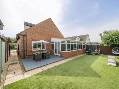 4 Bedroom Detached House For Sale In Carterton, Oxfordshire