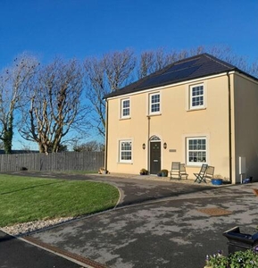 4 Bedroom Detached House For Sale In Llanon