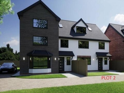 4 Bedroom Semi-detached House For Sale In Shirley Croft Grange