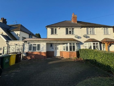 4 bedroom semi-detached house to rent Walsall, WS5 3JL