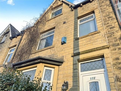4 Bedroom Terraced House For Rent In Aspley, Huddersfield