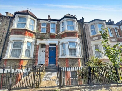 4 Bedroom Terraced House For Sale In Abbey Wood