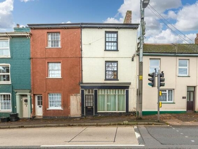 4 Bedroom Terraced House For Sale In Crediton