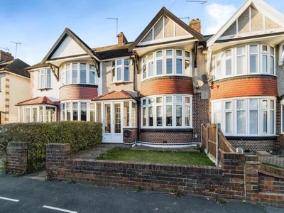 4 Bedroom Terraced House For Sale In Hornchurch, Essex