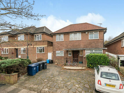 5 Bedroom Detached House For Sale In Ealing