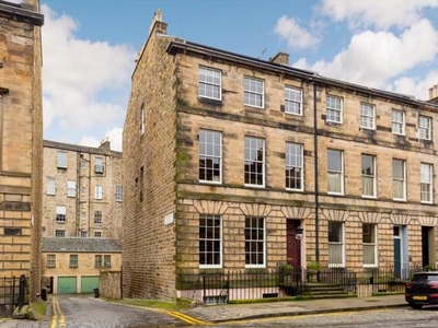 6 Bedroom Semi-detached House For Sale In Edinburgh