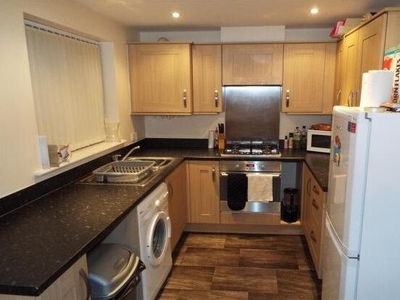 Detached house to rent in Brent Close, Newcastle ST5