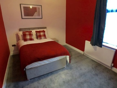 Shared accommodation to rent in Pindar Street, Barnsley, Barnsley S70