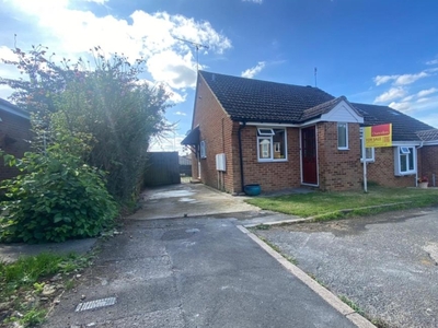 2 Bed Bungalow For Sale in KIng Sutton, Northamptonshire, OX17 - 4951032
