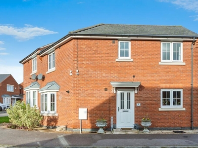 3 bedroom semi-detached house for sale in Peters Close, Enderby, Leicester, LE19