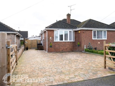 Bungalow for sale in Ryton Avenue, Wombwell, Barnsley, South Yorkshire S73