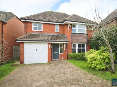 Detached house to rent in Devonshire Close, Cawston, Rugby CV22