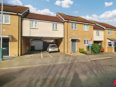 Detached house to rent in Whitworth Avenue, Romford RM3